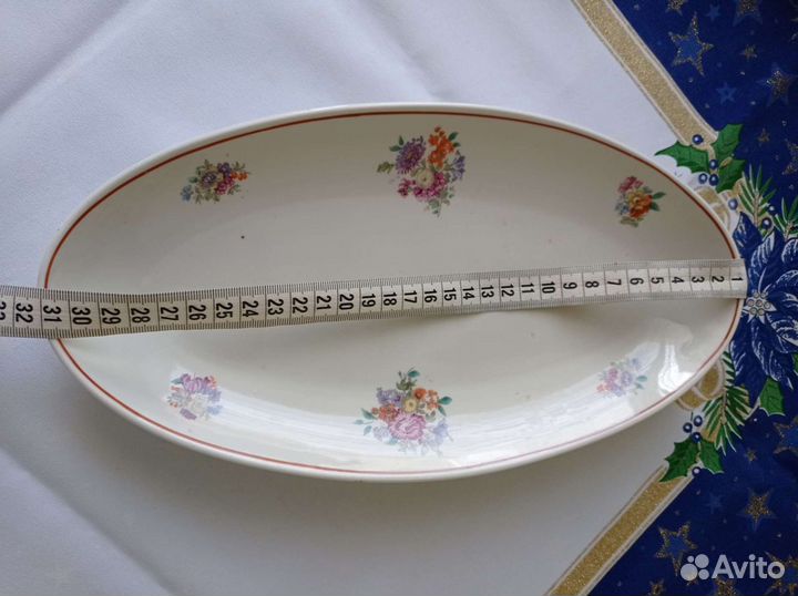 Блюдо. Фарфор