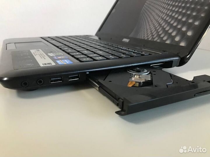 Ноутбук MSI CX480