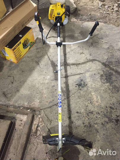 Триммер бензиновый