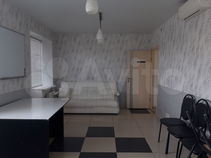 Офис на первой линии, 188 м²