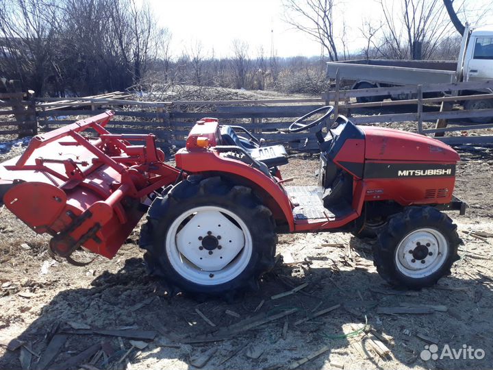 Мини трактор