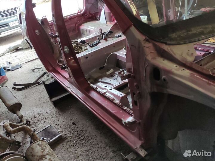 Порог правый Skoda Rapid