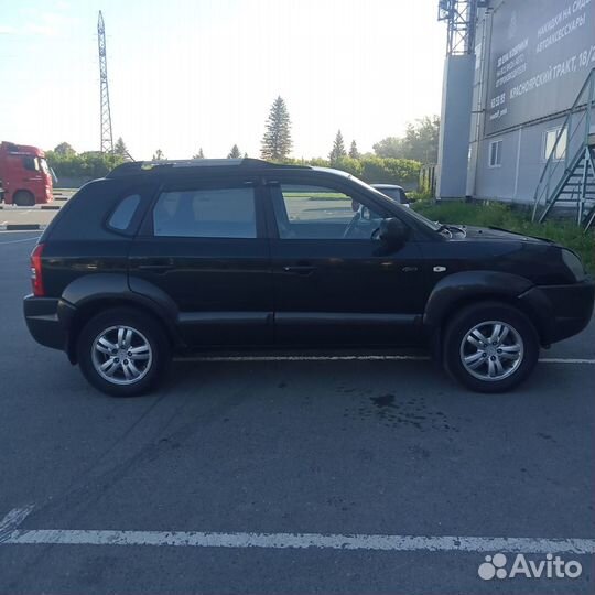 Hyundai Tucson 2.0 AT, 2005, 253 000 км