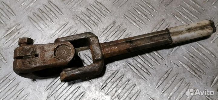 Кардан рулевой нижний Skoda Fabia 2007 2015