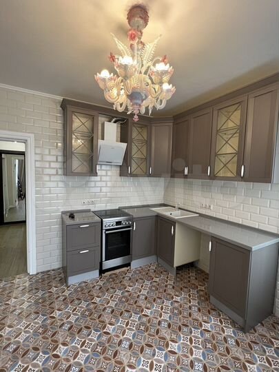 1-к. квартира, 42 м², 10/23 эт.