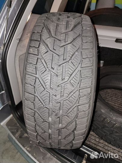 Tigar Winter 235/55 R17 103V