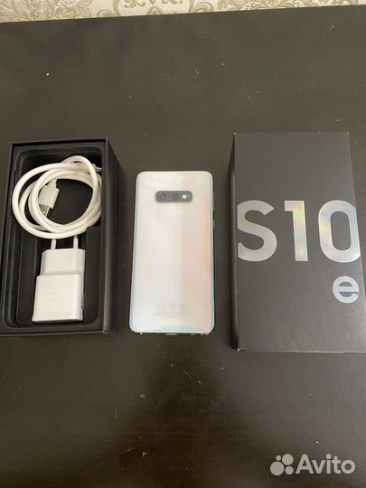 Samsung Galaxy S10e, 6/128 ГБ