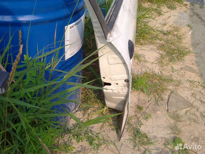 Дверь передняя пежо 206