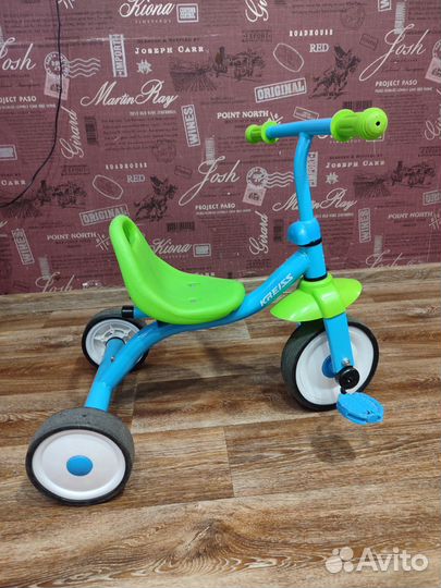 Трехколесный велосипед