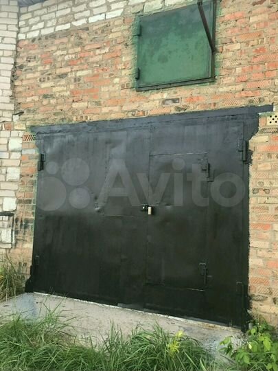 Гараж, > 30 м²