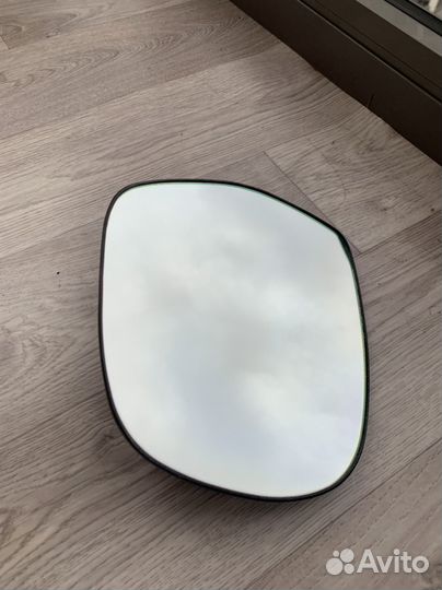 Зеркало заднего вида левое на toyota 4 runner