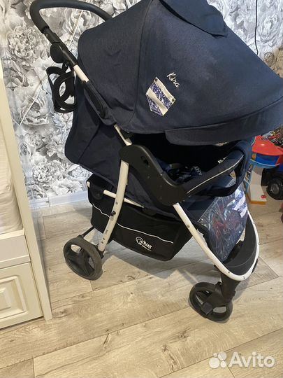 Коляска прогулочная