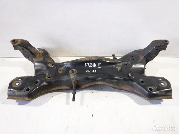 Балка подмоторная Skoda Fabia