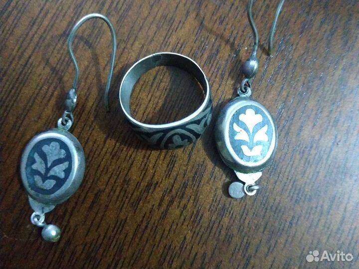 Серьги и кольцо