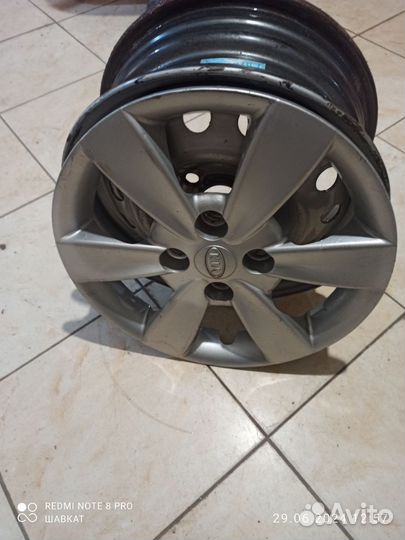 Литые диски r14 на Кia rio Тойота