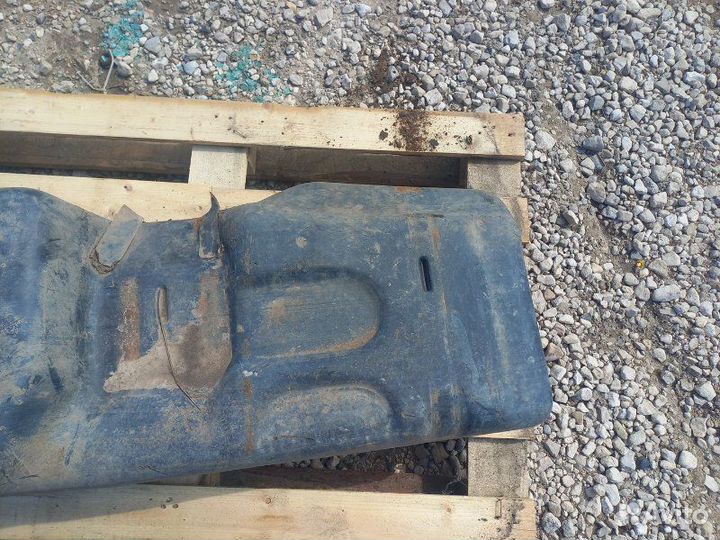 Бензобак Ford Explorer 1991