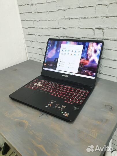 Игровой Asus TUF Gaming FX505DT 15.6