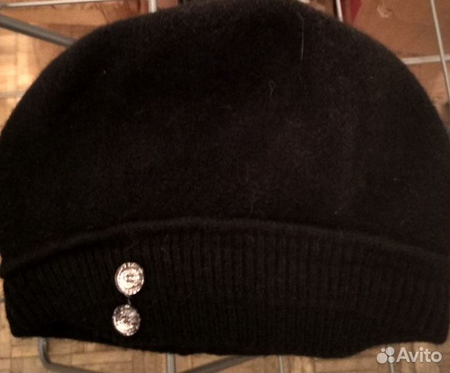 Береты и шапки