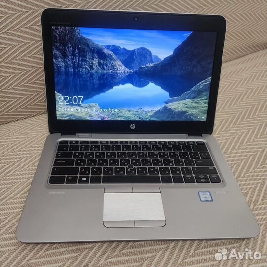 HP EliteBook 820 G3 i3 6100U/12GB(озу)ssd240