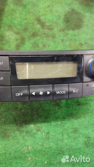 Блок управления печки/климат-контроля Mazda MPV 2