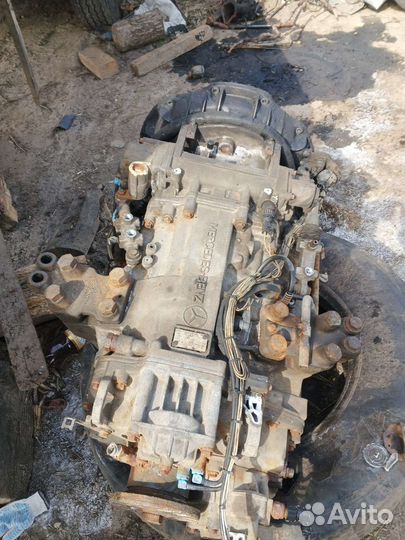 Mercedes actros тягач