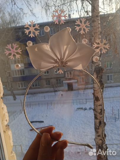 Ободок в стиле минимализма