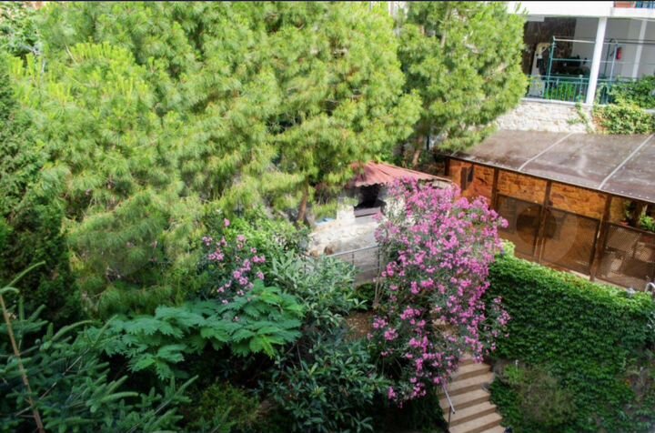 Гостиница, 1700 м²