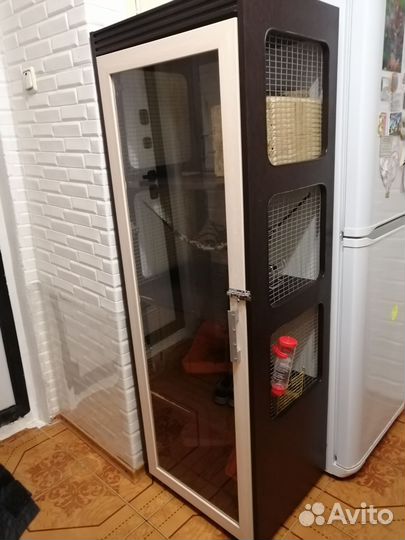 Витрина для шиншилл,белок. б/у