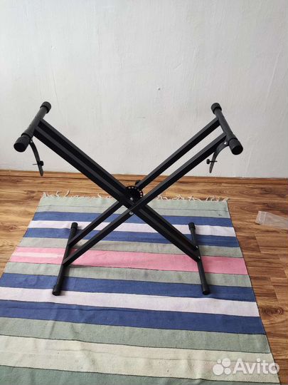 Стойка для синтезатора, цифрового пианино