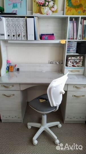 Стол письменный