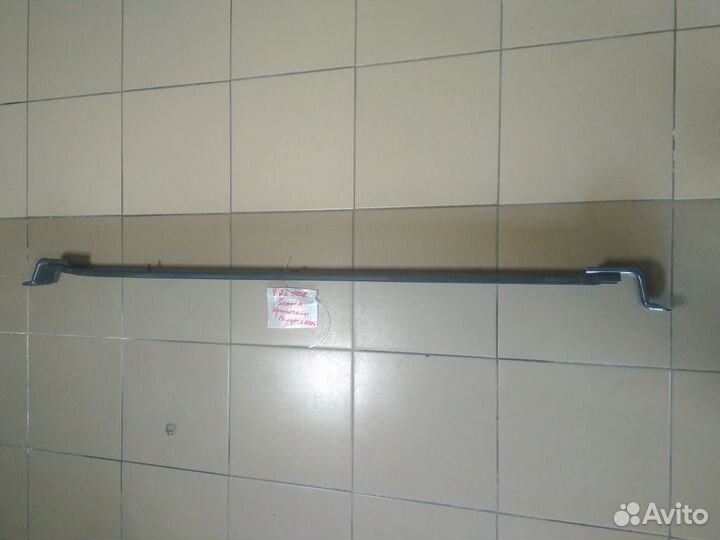 Scania 6 G-Serie Кронштейн сетки капота