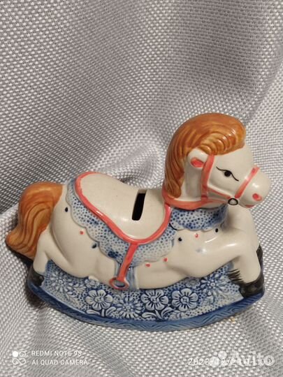 Копилка, лошадка-пони, фарфор. СССР