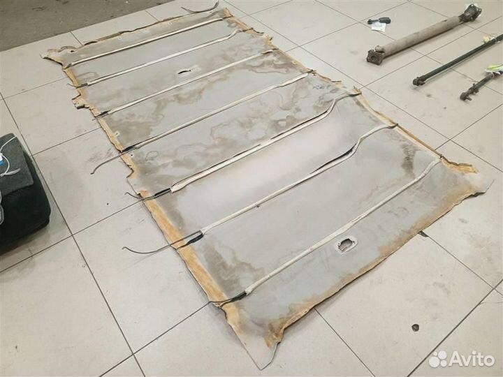 Обшивка потолка Toyota Land Cruiser