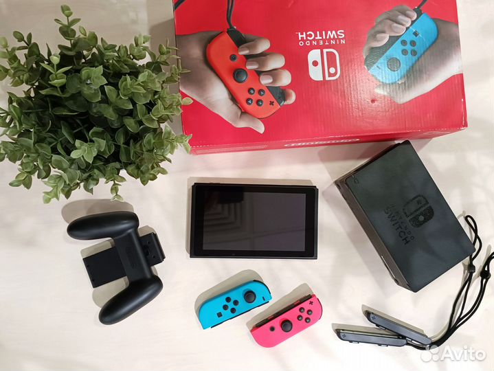 Nintendo Switch + 30 игр