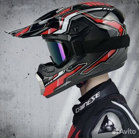 Кроссовый шлем