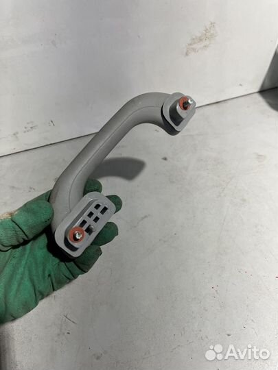 Ручка потолка левая Hyundai Getz 1.4 AT