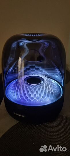 Harman kardon aura studio 4