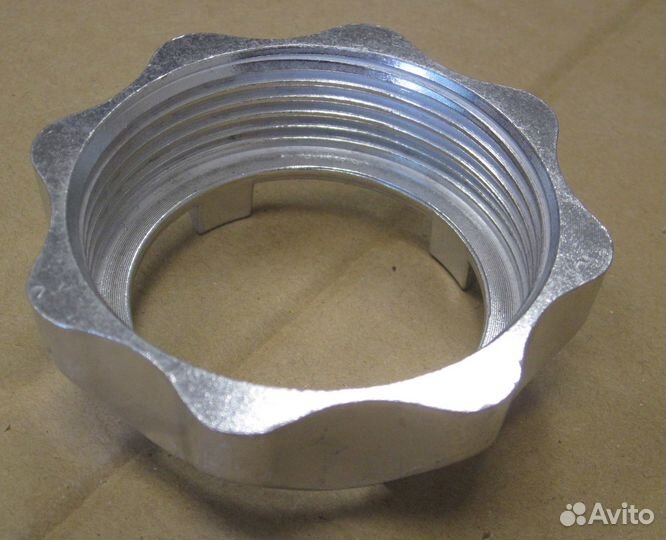 Гайка к электро мясорубке panasonic / Elenberg / v