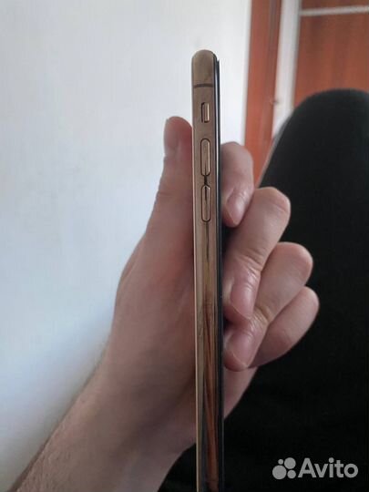 iPhone Xs, 64 ГБ