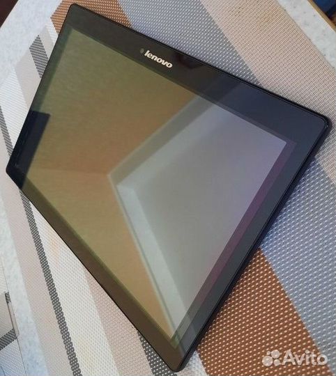 Планшет Lenovo Tab 2 A10-70L 2/16GB