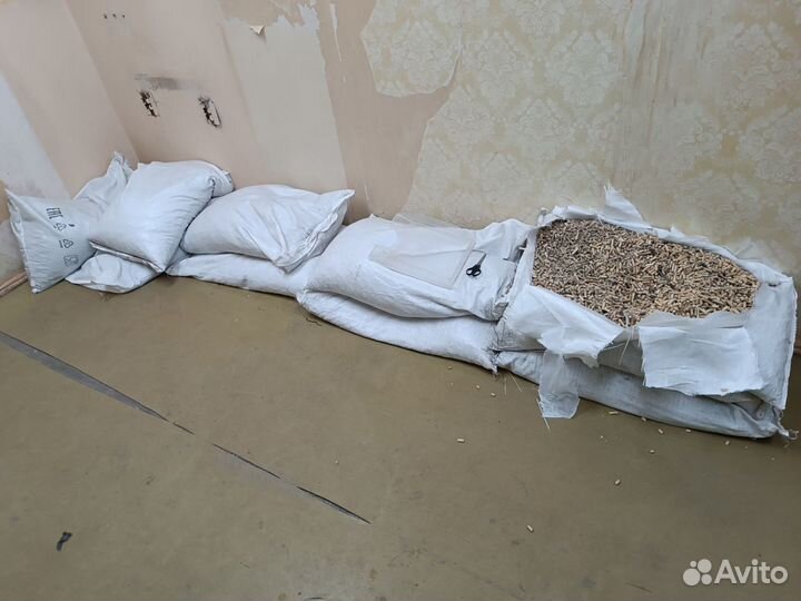 Древесный наполнитель для кота/кошки