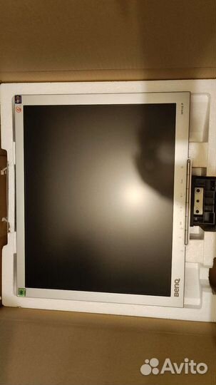 Монитор Benq 19
