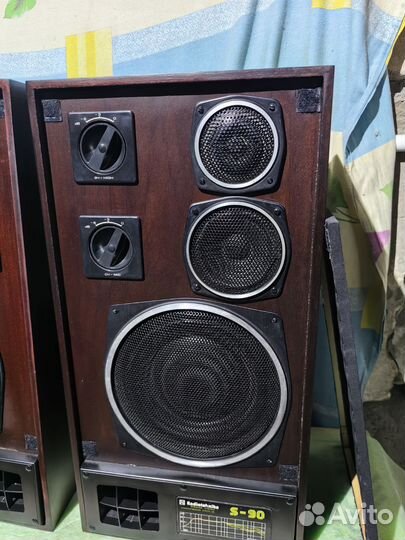 Зеркальные колонки s90