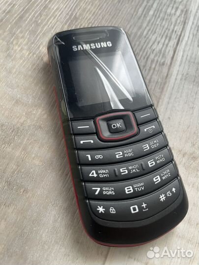 Новый телефон samsung GT-e1080i