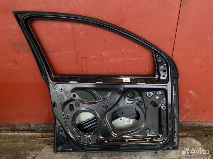 Дверь передняя левая Vw Golf 5 BKC 2004