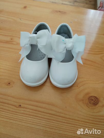 Туфли для девочки 23 размер