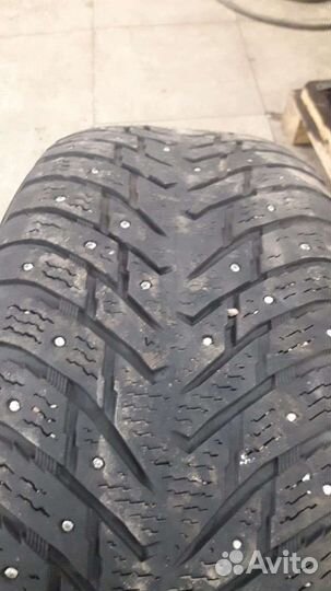 Nokian Tyres Hakkapeliitta 8 SUV 235/60 R18