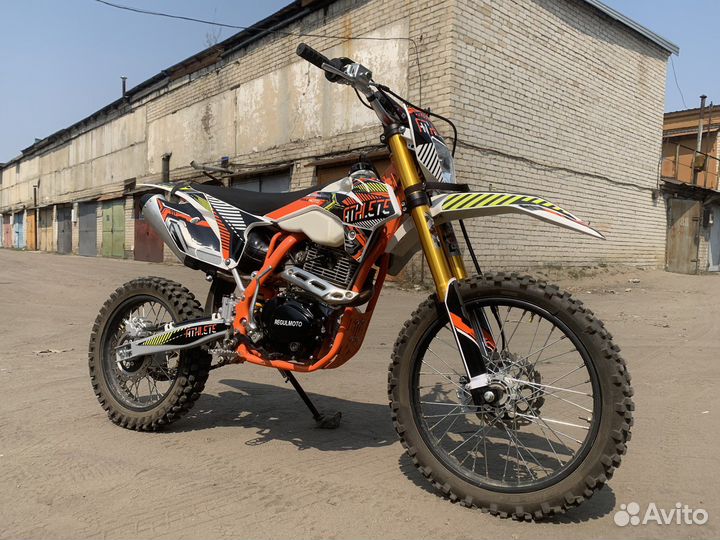 Regulmoto athlete