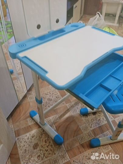 Растущая парта и стул Cubby