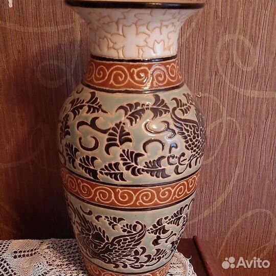 Вазы из цветного стекла чехия и др